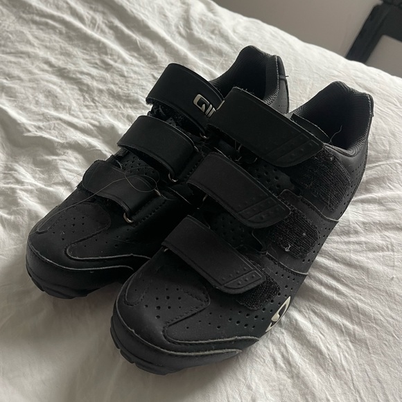 GIRO Riela R Cycling Shoes - Picture 2 of 6